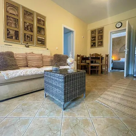 Amarienitas Ménites