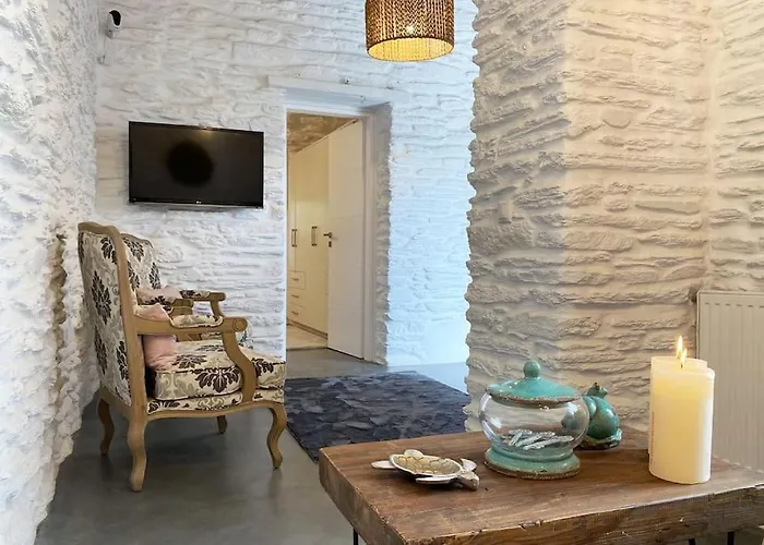 Amarienitas * Ménites